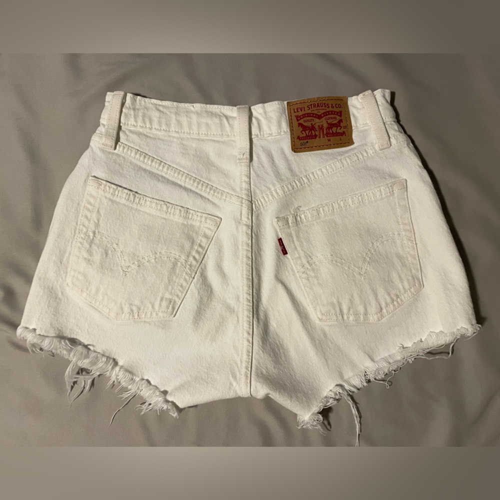 Levis 501 Jean Shorts
